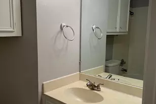 1201 Hazelton St, San Marcos, TX 78666 - Photo 11