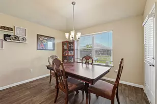 109 San Bernard Trl, Hutto, TX 78634 - Photo 9