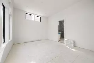 1406 W 9th St, Austin, TX 78703 - Photo 9
