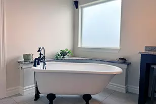 591 E Burgundy St, Port O'Connor, TX 77982 - Photo 27