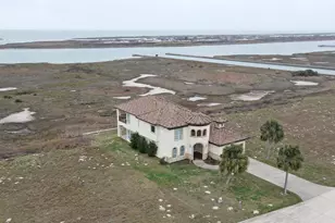 591 E Burgundy St, Port O'Connor, TX 77982 - Photo 1