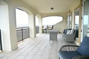591 E Burgundy St, Port O'Connor, TX 77982 - Photo 35