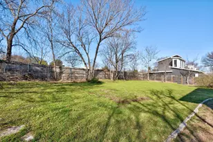 1704 E M. Franklin Ave, Austin, TX 78721 - Photo 17
