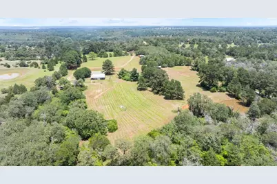 146 Split Oak Road, Smithville, TX 78957 - Photo 9