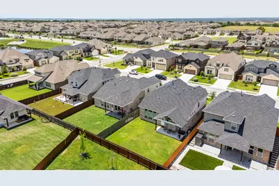 112 Allora Place, Liberty Hill, TX 78642 - Photo 33
