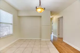 208 Braeswood Rd, Austin, TX 78704 - Photo 9