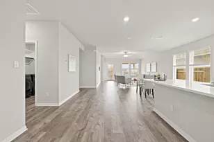 321 Durango Downs Dr, Hutto, TX 78634 - Photo 3