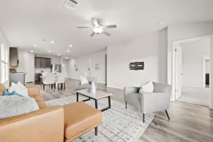 321 Durango Downs Dr, Hutto, TX 78634 - Photo 15