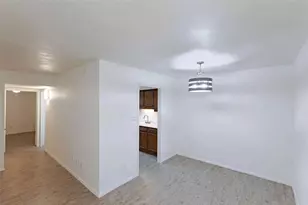 8405 Bent Tree Rd, Austin, TX 78759 - Photo 5