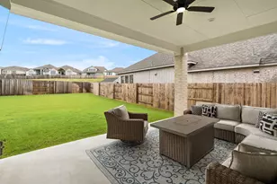 515 Watershield Cv, Georgetown, TX 78633 - Photo 29