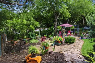 102 Elm Hill Court, San Marcos, TX 78666 - Photo 31