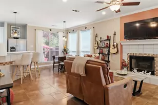 102 Elm Hill Ct, San Marcos, TX 78666 - Photo 7