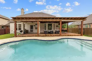 204 Lake Livingston Dr, Georgetown, TX 78628 - Photo 1