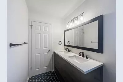 7521 Peabody Drive, Austin, TX 78729 - Photo 19