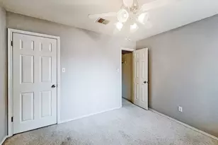 7521 Peabody Dr, Austin, TX 78729 - Photo 25
