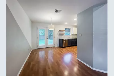 7521 Peabody Drive, Austin, TX 78729 - Photo 7