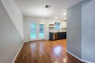 7521 Peabody Dr, Austin, TX 78729 - Photo 7