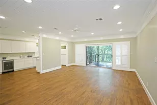 2221 Gruene Rd Rd, New Braunfels, TX 78130 - Photo 29