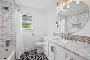 1811 Cando Ct, Lakeway, TX 78734 - Photo 23
