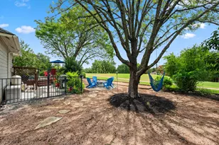 1811 Cando Ct, Lakeway, TX 78734 - Photo 29