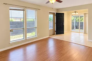 7702 Northcrest Blvd, Austin, TX 78752 - Photo 5