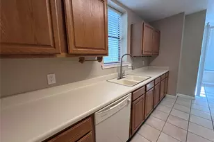 2409 Leon St, Austin, TX 78705 - Photo 7