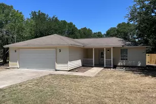 146 Waikakaaua Dr, Bastrop, TX 78602 - Photo 1