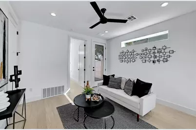 1117 Lawson Lane #2, Austin, TX 78702 - Photo 11