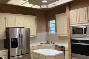 10215 River Plantation Dr, Austin, TX 78747 - Photo 23