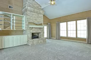 10215 River Plantation Dr, Austin, TX 78747 - Photo 17