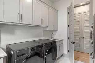 200 Baldovino Skyway, Lakeway, TX 78738 - Photo 39