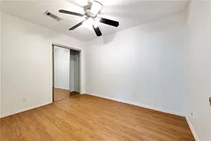 607 E 43rd St, Austin, TX 78751 - Photo 13