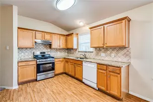 1307 Dillon Lake Bend, Leander, TX 78641 - Photo 3