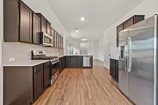 10404 Premier Park St, Austin, TX 78747 - Photo 11