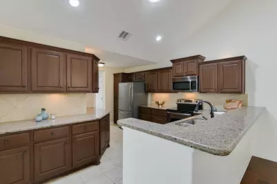 30 Wildwood Drive #111, Georgetown, TX 78633 - Photo 13