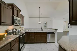 30 Wildwood Dr, Georgetown, TX 78633 - Photo 15