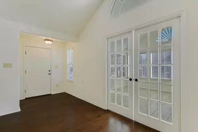 30 Wildwood Drive #111, Georgetown, TX 78633 - Photo 3