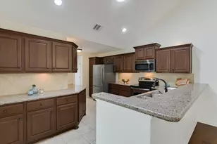 30 Wildwood Dr, Georgetown, TX 78633 - Photo 13