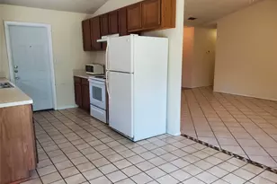 2210 N Celia Dr, Cedar Park, TX 78613 - Photo 5