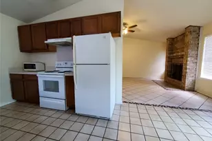 2210 N Celia Dr, Cedar Park, TX 78613 - Photo 7