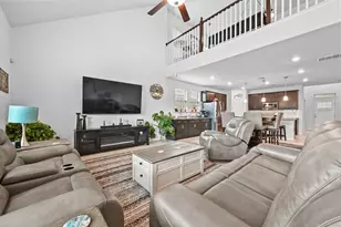 275 Coyote Crk Wy, Kyle, TX 78640 - Photo 13