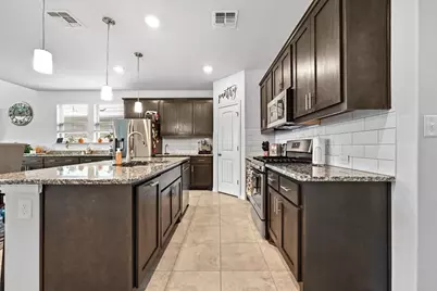 275 Coyote Creek Way, Kyle, TX 78640 - Photo 9