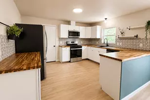 1807 Corona Dr, Austin, TX 78723 - Photo 9