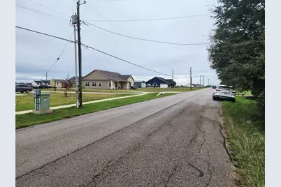 1411 Old Thorndale Road, Taylor, TX 76574 - Photo 3