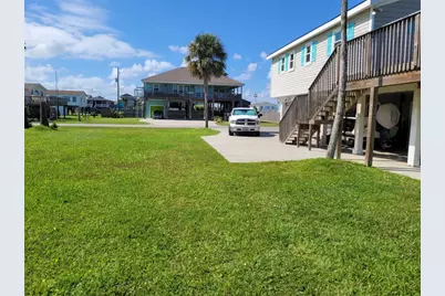 16607 Henry Morgan Road, Jamaica Beach, TX 77554 - Photo 23