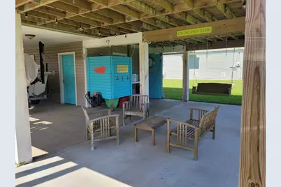 16607 Henry Morgan Road, Jamaica Beach, TX 77554 - Photo 29