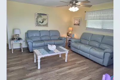 16607 Henry Morgan Road, Jamaica Beach, TX 77554 - Photo 5