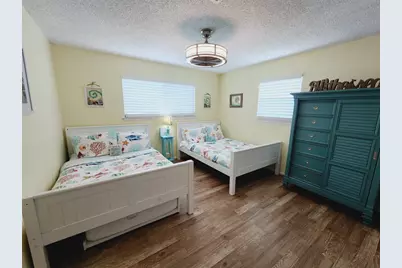 16607 Henry Morgan Road, Jamaica Beach, TX 77554 - Photo 11