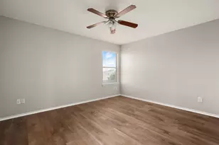 219 Brown St, Hutto, TX 78634 - Photo 17