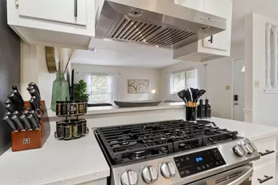 3510 Southridge Drive, Austin, TX 78704 - Photo 7